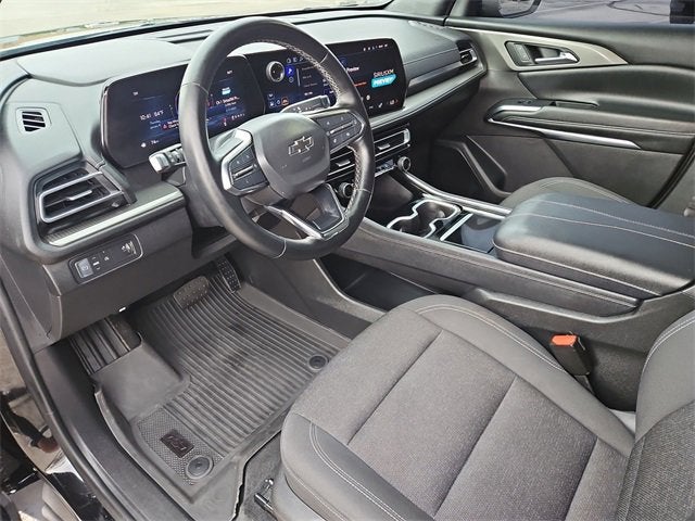 2024 Chevrolet Traverse LS