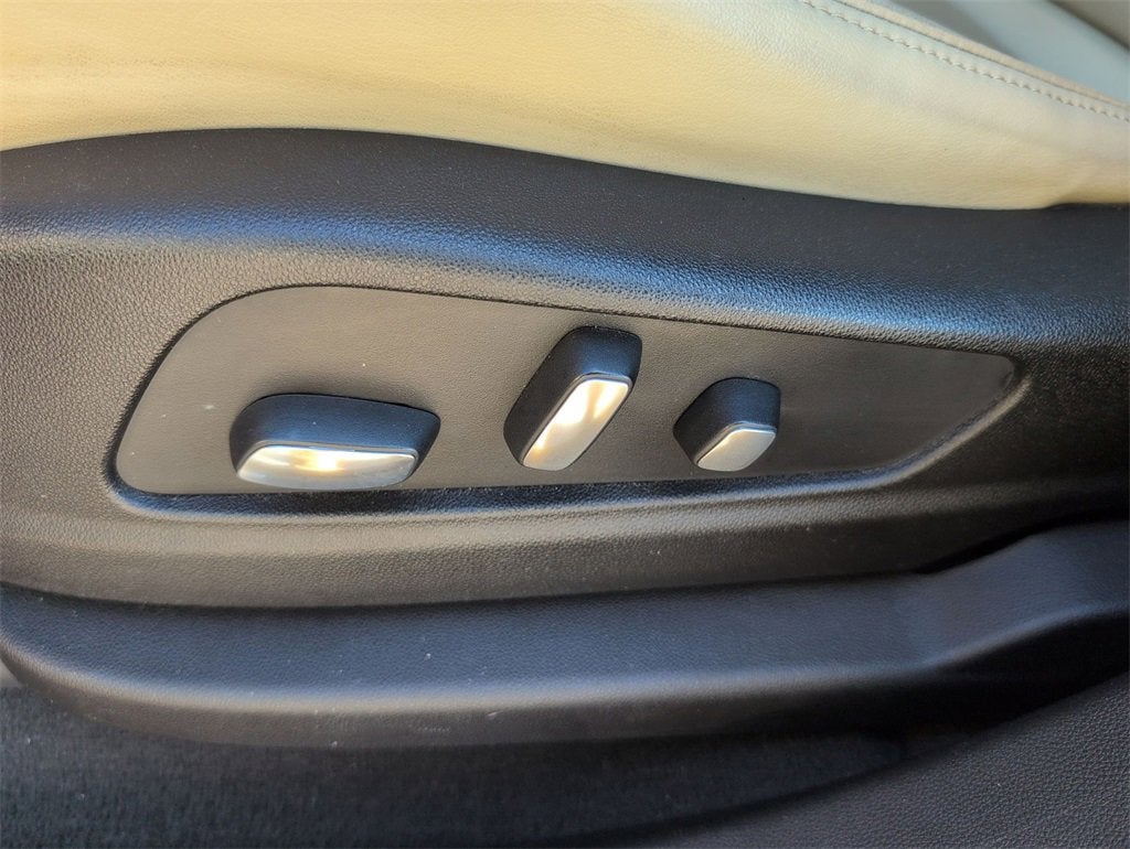 2017 Cadillac XT5 Premium Luxury AWD