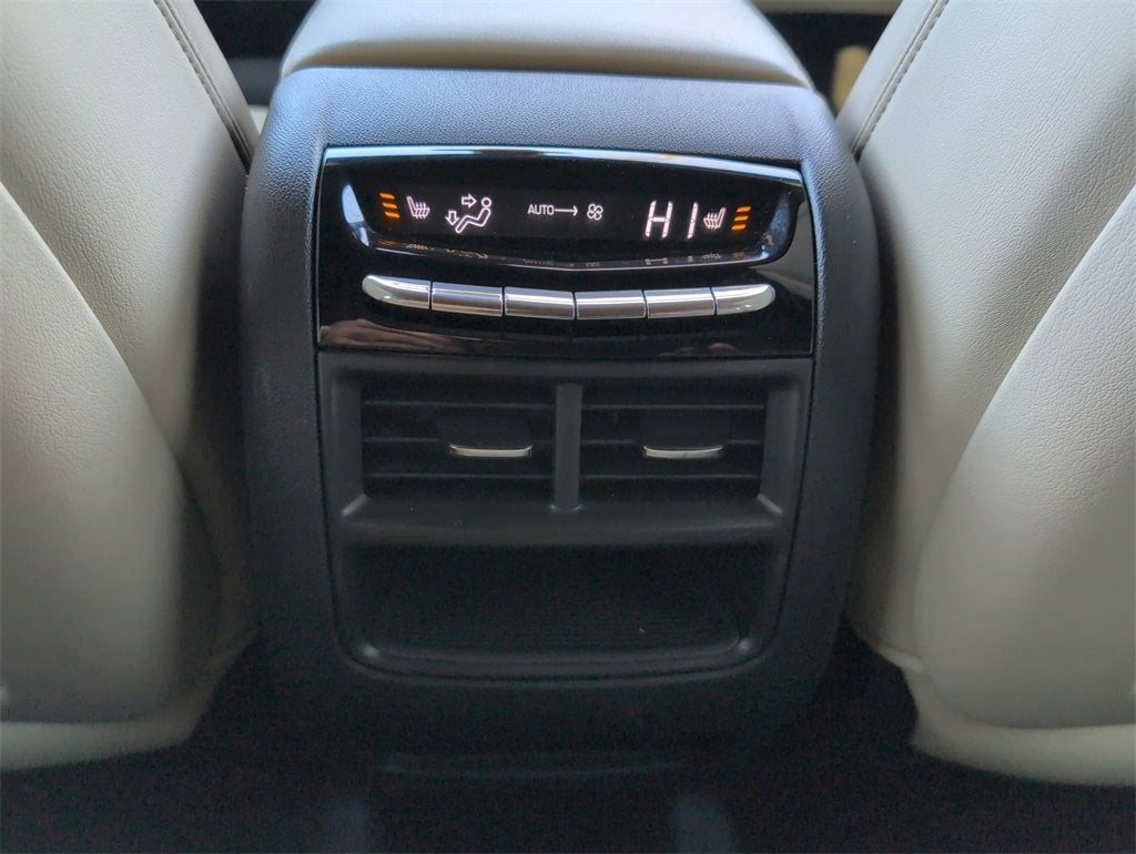 2017 Cadillac XT5 Premium Luxury AWD