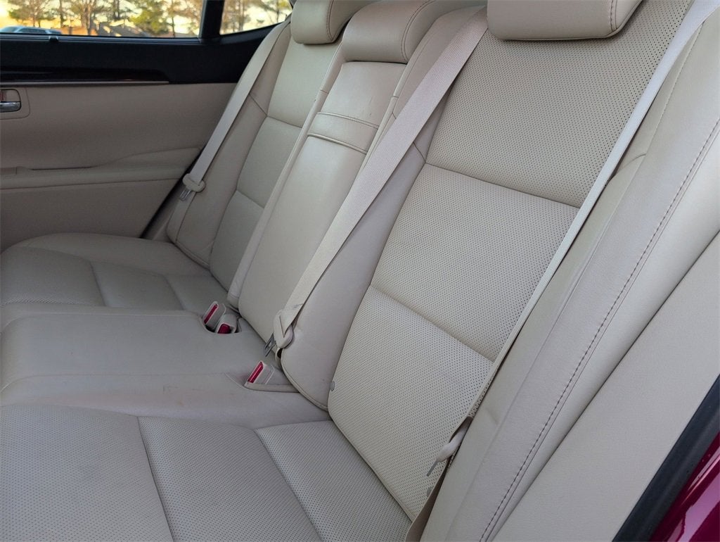 2013 Lexus ES 350 4dr Sdn