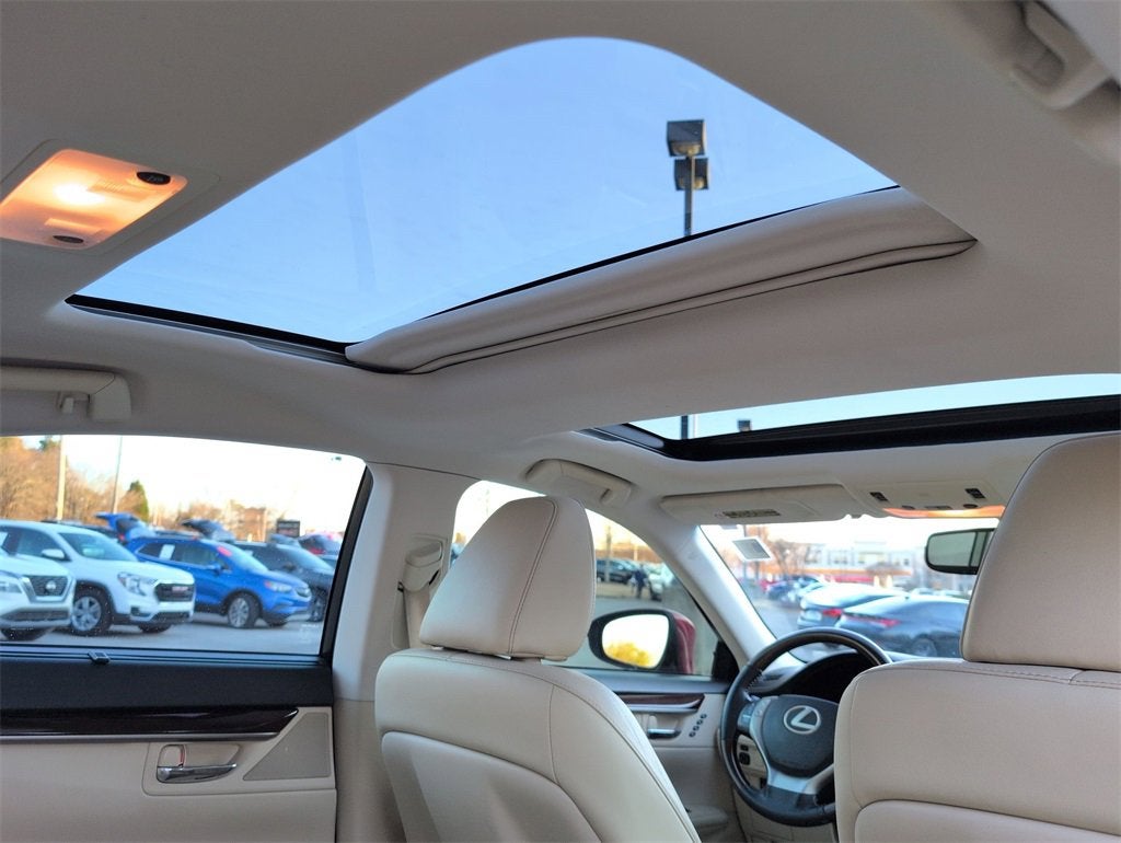 2013 Lexus ES 350 4dr Sdn