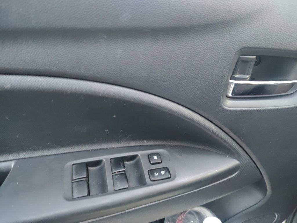 2015 Mitsubishi Mirage ES